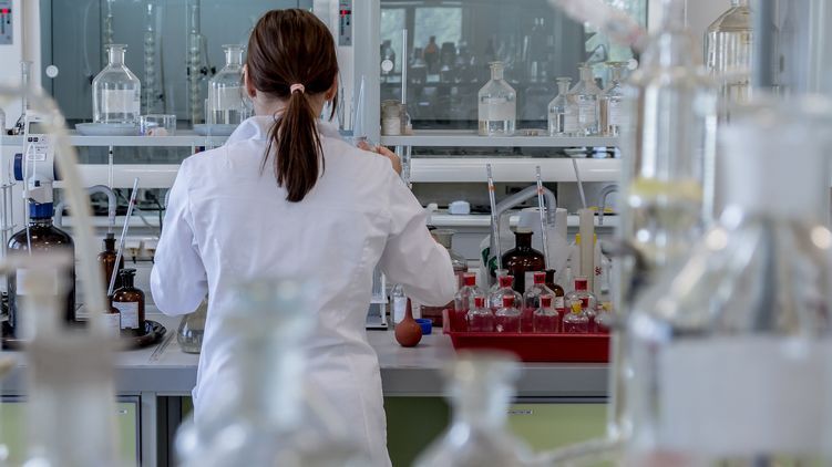 Євросоюз готовий закупити 300 млн доз вакцин від коронавірусу