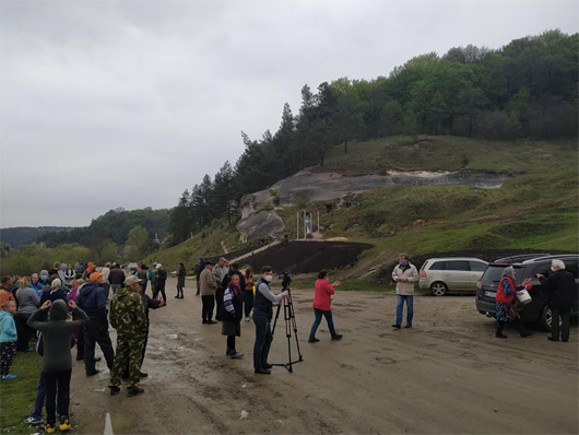 Захистити місто білих хорватів: на Львівщині унiкальну iсторичну пам’ятку порушили скульптурою Богоматері