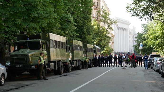 Мітинг під Офісом президента: затримано 15 осіб