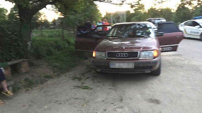 Підліток взяв авто у брата і збив насмерть 2-річну дитину