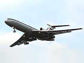 Ту-154 летить у минуле