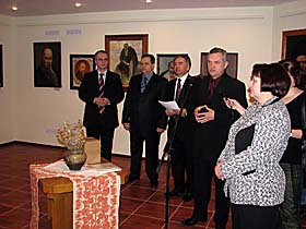 Світлиця у підвалі
