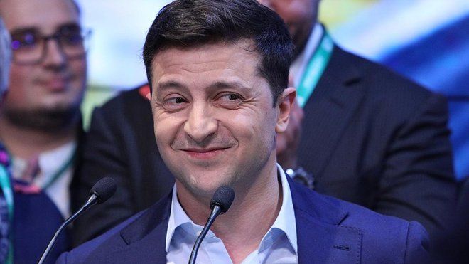 «То був повний треш»: Зеленський звернувся до випускників напередодні ЗНО