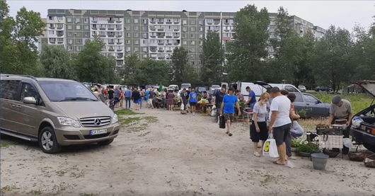 Торгівля на смітнику: чому регіональні ярмарки потребують облаштування