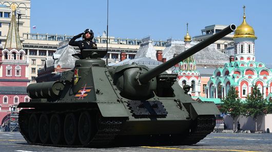 Парад із вірусом: як Кремль відзначив «9 травня» у червні
