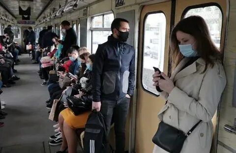 Шмигаль допускає закриття громадського транспорту і жорсткий карантин