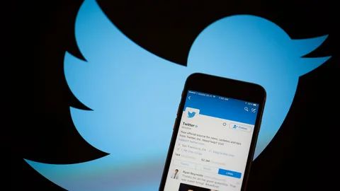 Twitter видалив терміни «господар», «раб» і «чорний список»