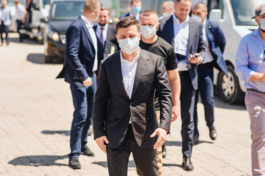 Зеленський наказав Венедіктовій і Авакову припинити вуличне насильство