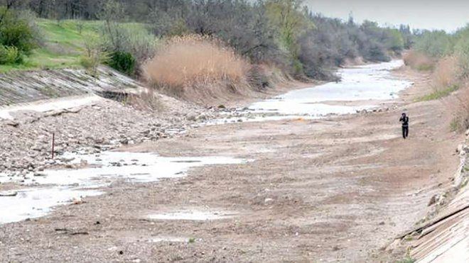 Подавати воду в Крим для окупантів не маємо морального права - Данілов
