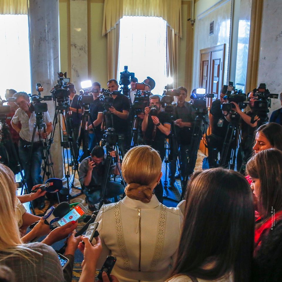 Новинський і Тимошенко заблокували підписання закону про гральний бізнес