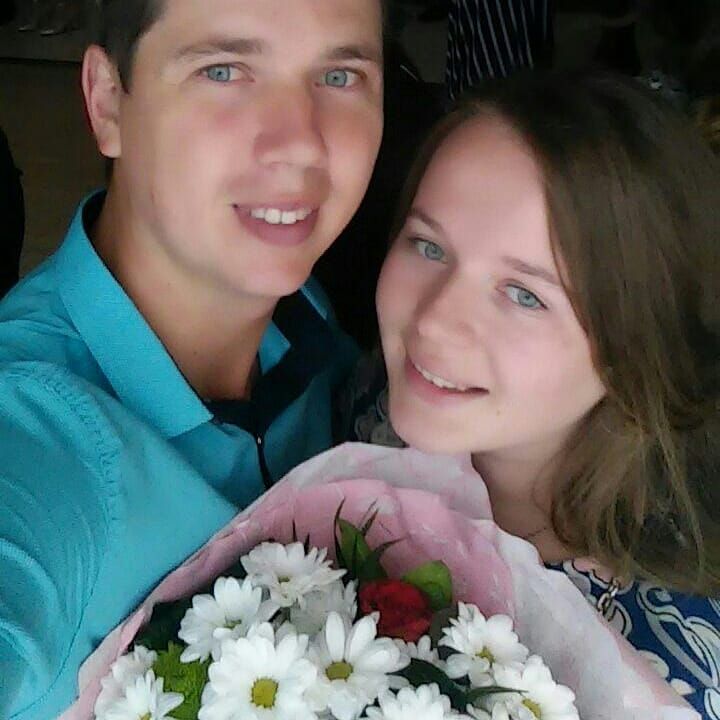 Ягідні смузі, м’ясні цікавинки і піца-конструктор: рецепти від Оксани Копиняк iз Болехова