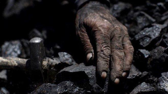 Гірник загинув внаслідок обвалу на шахті у Новодружеську на Луганщині