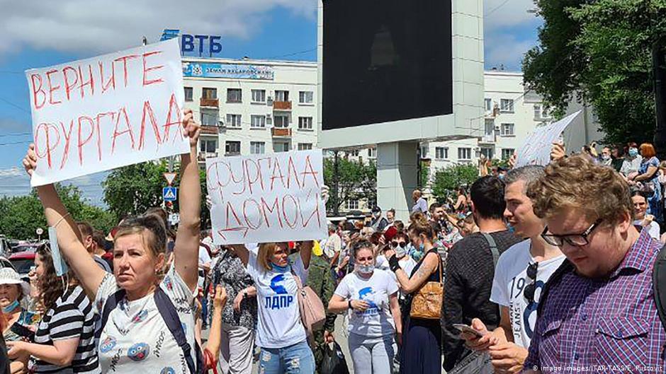 «Путіна у відставку!»: у Хабаровську третій тиждень тривають протести через звільнення і арешт губернатора