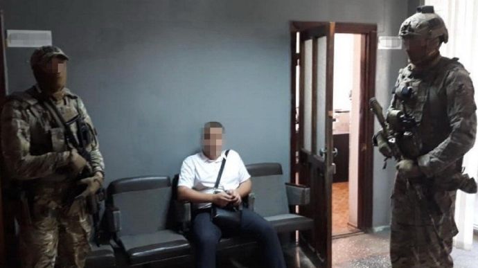 У Бахмуті затримали причетних до фінансування бойовиків «ДНР»