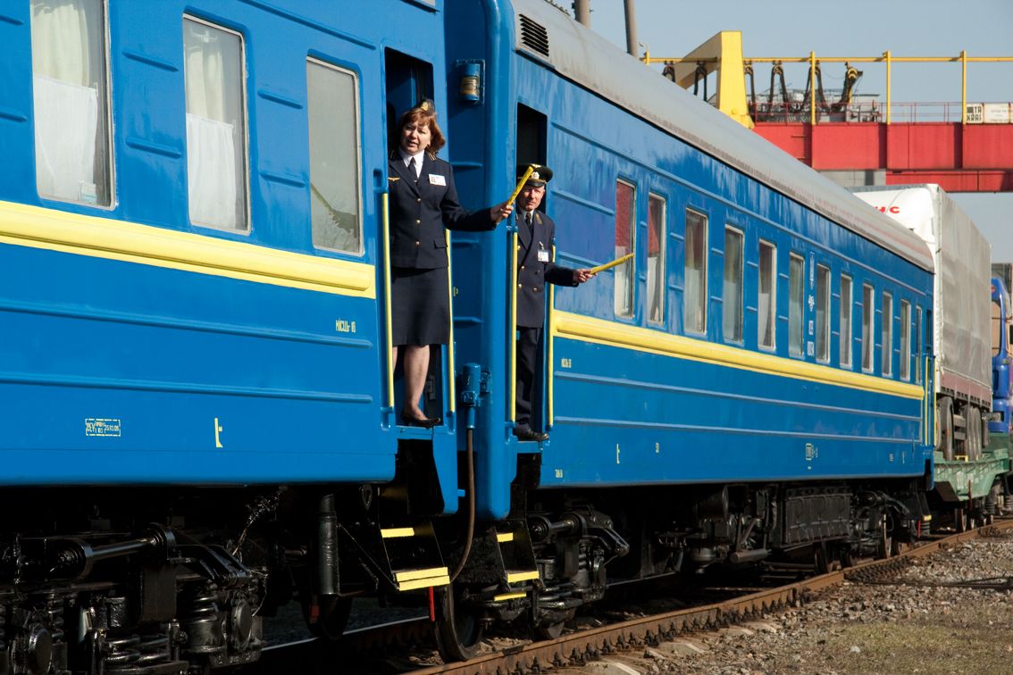Потяги «Укрзалізниці» не зупинятимуться у Луцьку та Тернополі