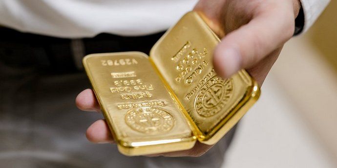 Ціна на золото продовжує бити рекорди