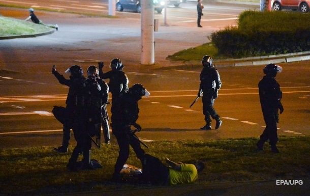 Білоруські журналісти звільняються на тлі протестів