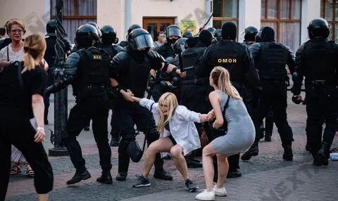 У Вітебську затримали дев'ятьох громадян України.