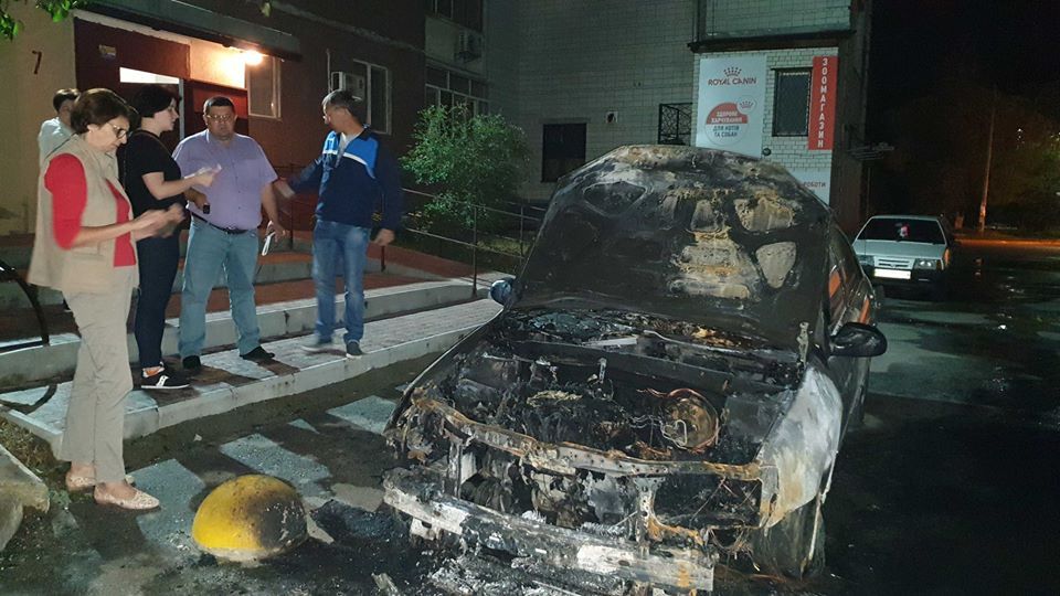 Підпал авто «Схем»: Седлецька натякає на фігурантів розслідувань і Портнова, фото