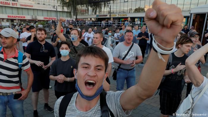 Штайнмаєр закликав Лукашенка до діалогу з опозицією