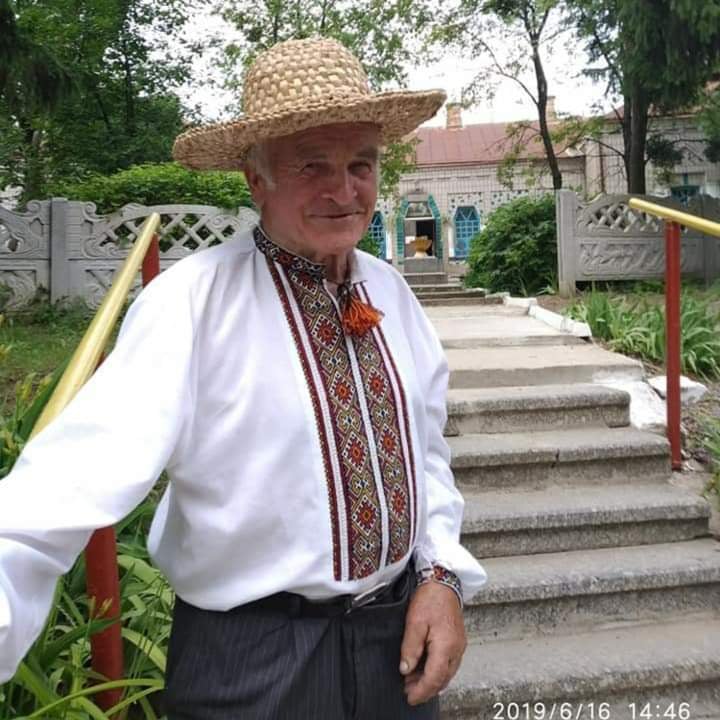Прабабуся була панянкою, а дід з бабцею померли від голоду: родинна історія Опанасюків із Житомирщини
