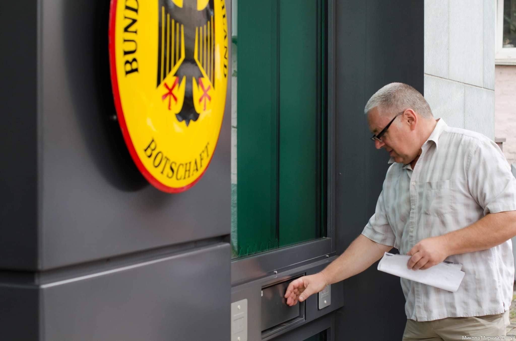Родичі бранців Кремля просять Німеччину посприяти у звільненні рідних