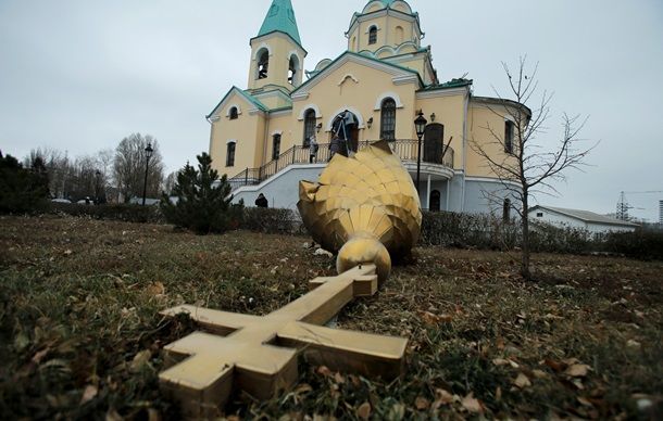 У Донецьку священик катував українських полонених