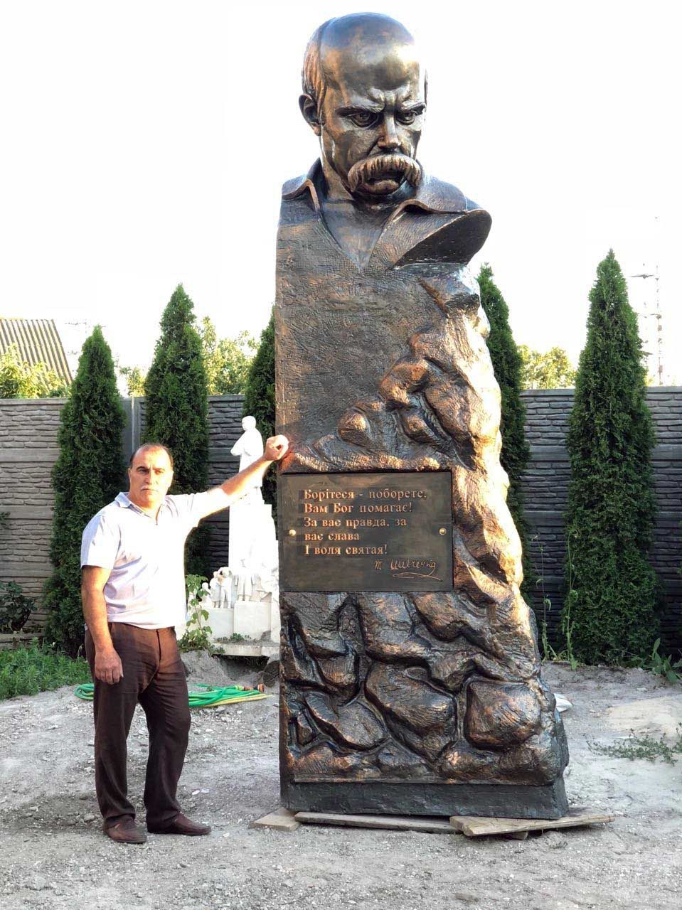 Де Леніну можна, Шевченкові — зась: на Вінниччині блокують встановлення пам’ятника Кобзарю