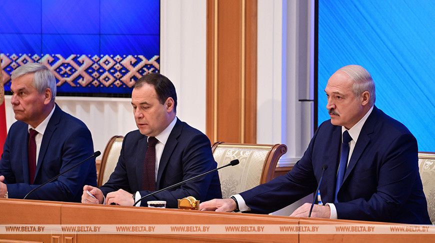 Лукашенко звинувачує українську владу в «політичному авантюризмі»