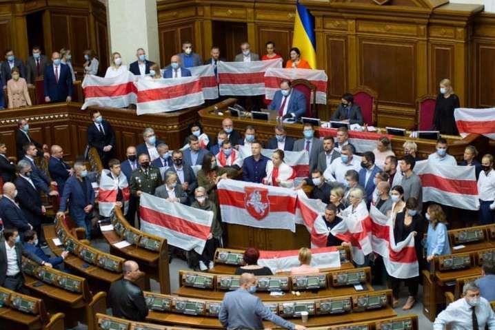 Рада підтримала президентський бізнес, а зі створенням ТСК по «вагнерівцях» зволікає