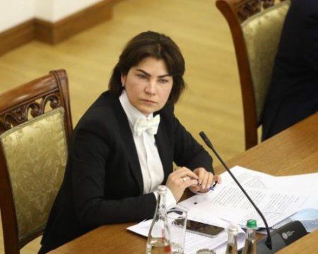 «Повірте на слово»: Венедіктова тимчасово переїхала у президентську резиденцію