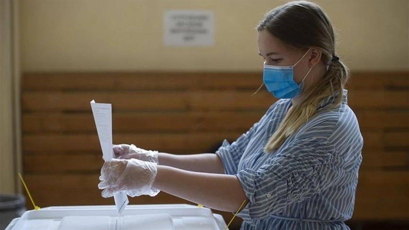 Місцеві вибори: на виборчі дільниці пускатимуть без маски