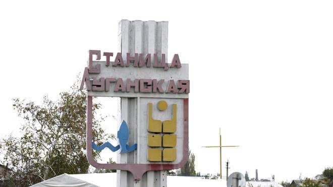 КПВВ «Станиця Луганська»: бойовики обмежили пропуск людей