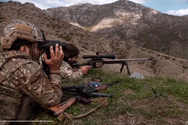 Азербайджан і Вірменія звинуватили одна одну в ракетних ударах