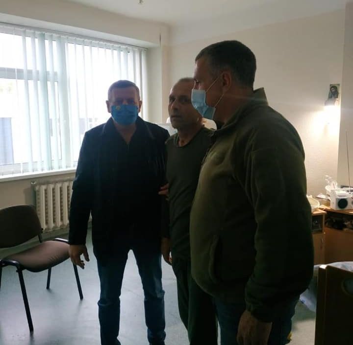 Володимир Балух вже ходить і навіть читає