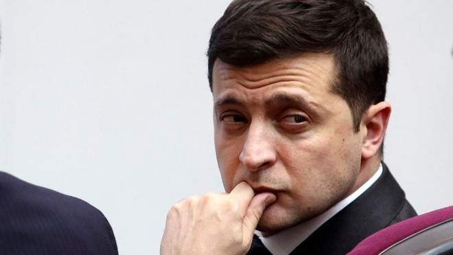 Всеукраїнське опитування від Зеленського профінансує «Слуга народу»