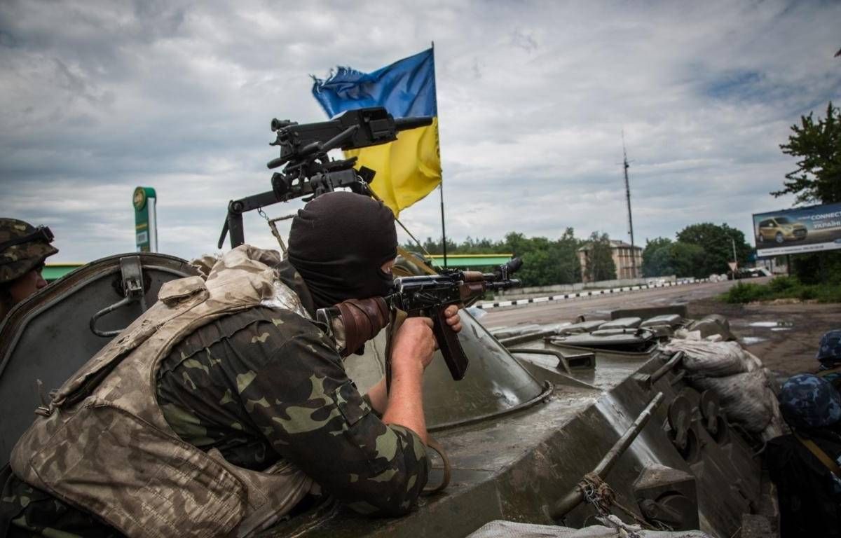 На Донбасі травмований один військовий