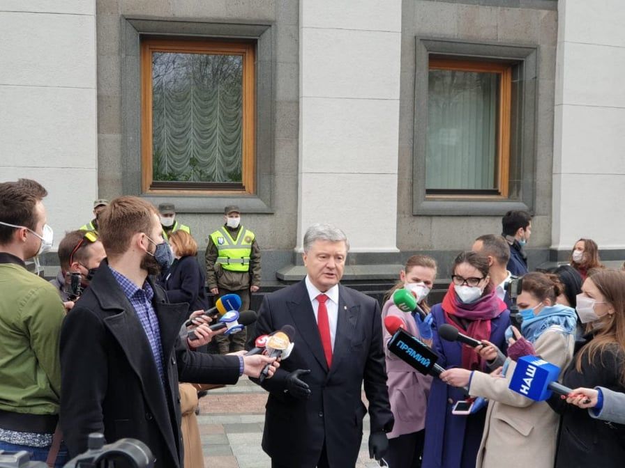 Порошенко вважає важливим переобрання друзів України в американському Конгресі