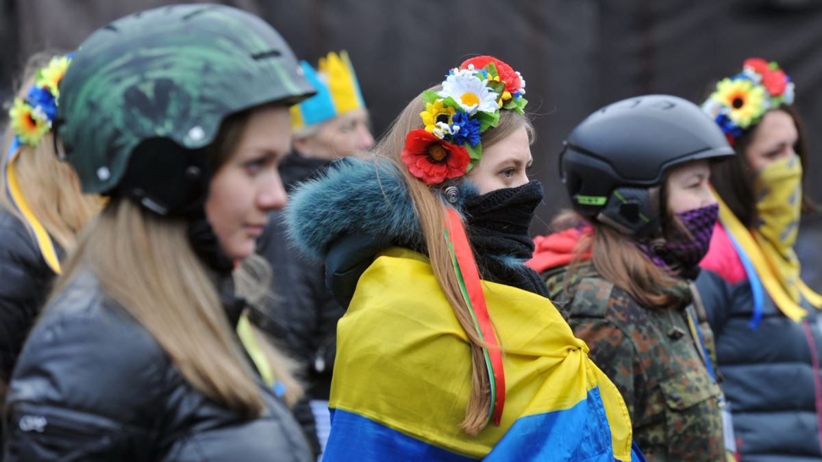 Напередодні Дня гідності та свободи поліція та СБУ прийшли з обушками до Музею Революції гідності