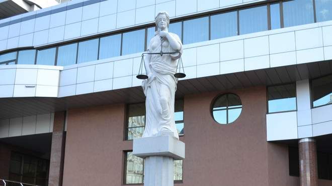 В суді пояснили скасування заочного арешту Януковича