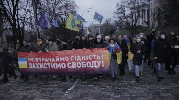 На Алеї Героїв Небесної сотні відбулася хода