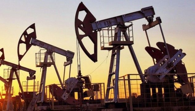 Нафта дорожчає через створення вакцини від COVID-19 і вибори у США