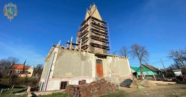На Львівщині реставрують 16 об’єктів культурної спадщини: почнуть із ратуші початку 20 століття