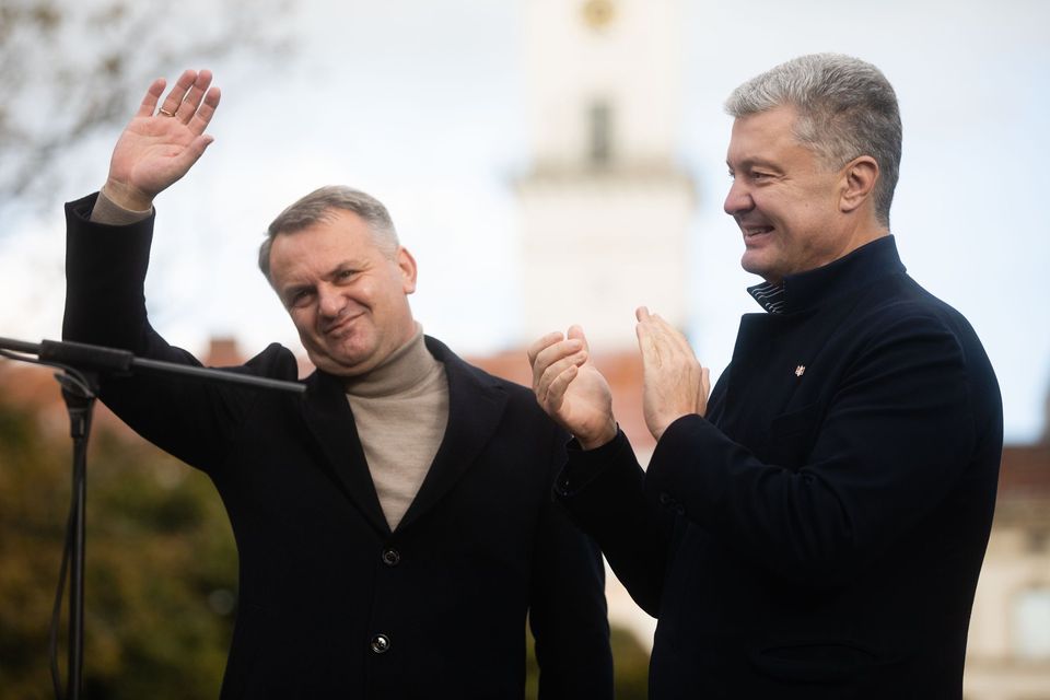 Петро Порошенко дякує львів'янам за підтримку партії "ЄС" та кандидатури Олега Синютки.