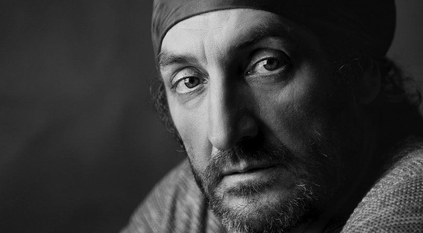 Фотографа Олександра Ктиторчука запідозрили у розбещенні неповнолітніх дівчаток