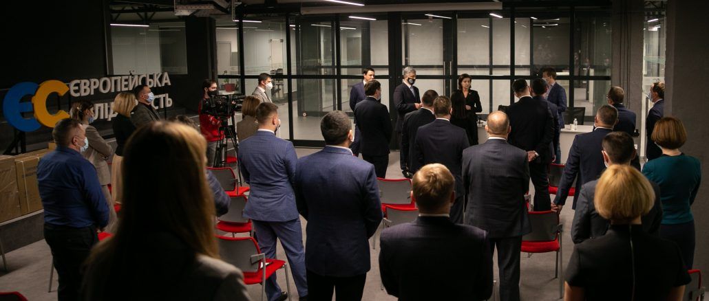 Петро Порошенко закликав депутатів «ЄС» у Київраді зберегти довіру киян