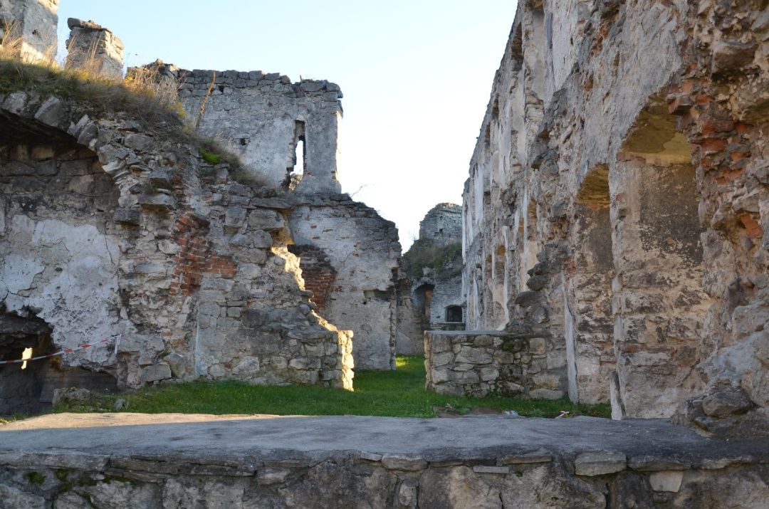 Замок у Чорткові відновлять до 500-річчя міста, фото
