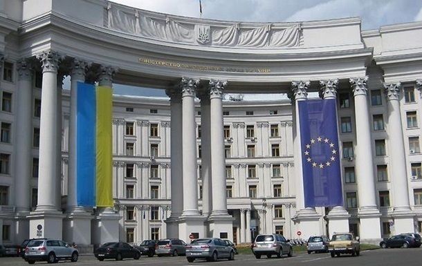 Резолюцію щодо Криму посилили двома новими пунктами - МЗС
