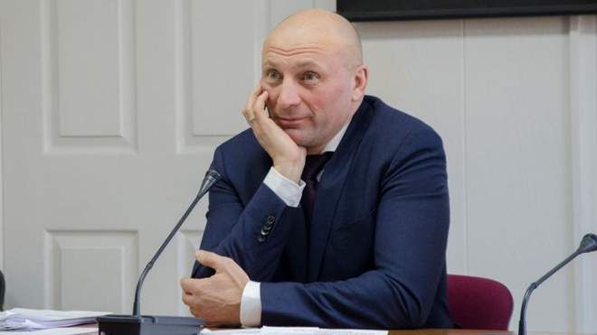 Мер Черкас Бондаренко вибачився перед Зеленським і запропонував забути старі чвари, відео