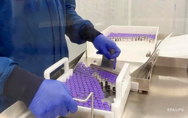 У ЄС обіцяють швидко дозволити продаж COVID-вакцин